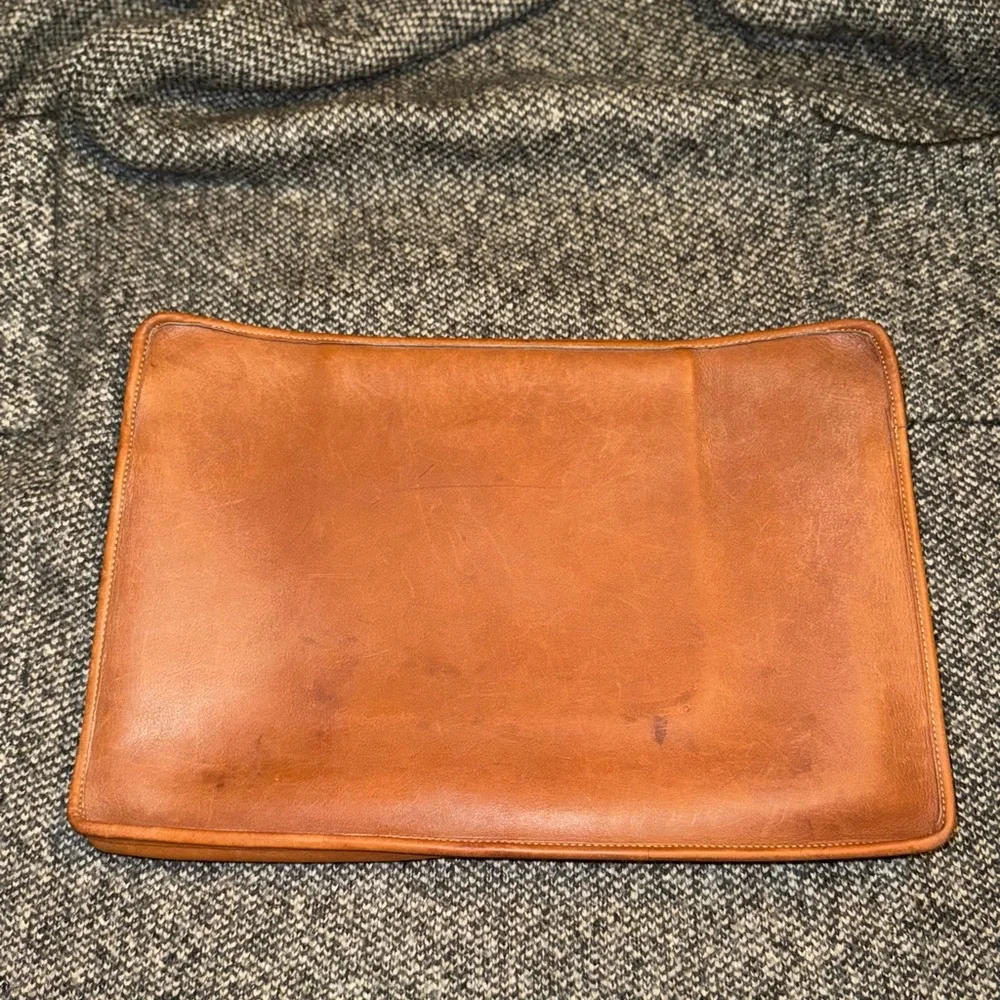 NBA Coach Tan Leather Laptop Bag